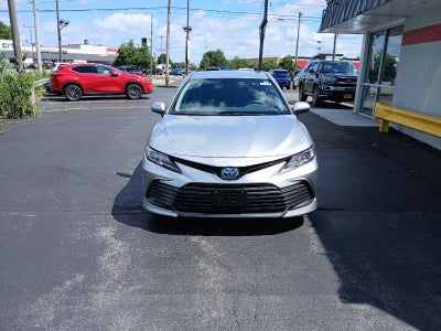2024 Toyota Camry Hybrid LE