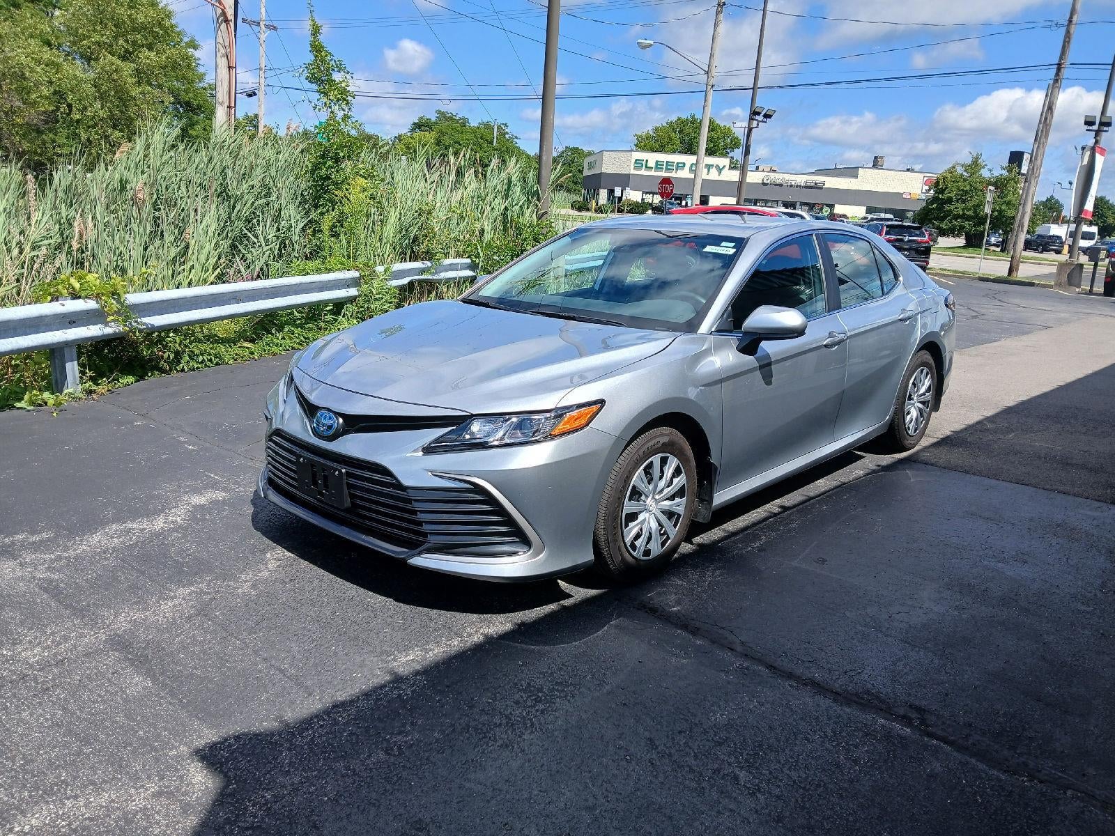 2024 Toyota Camry Hybrid LE
