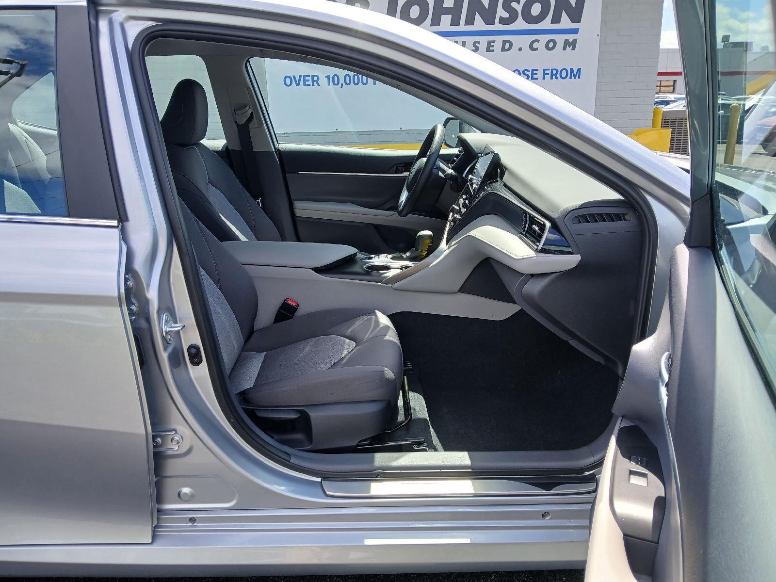 2024 Toyota Camry Hybrid LE
