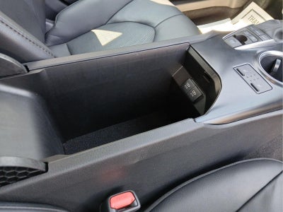 2020 Toyota Camry Hybrid XLE