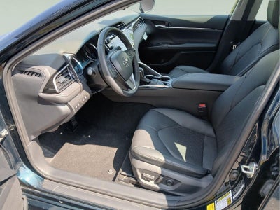 2020 Toyota Camry Hybrid XLE