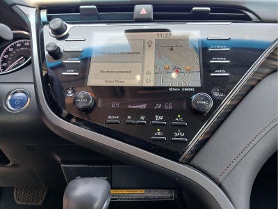 2020 Toyota Camry Hybrid XLE