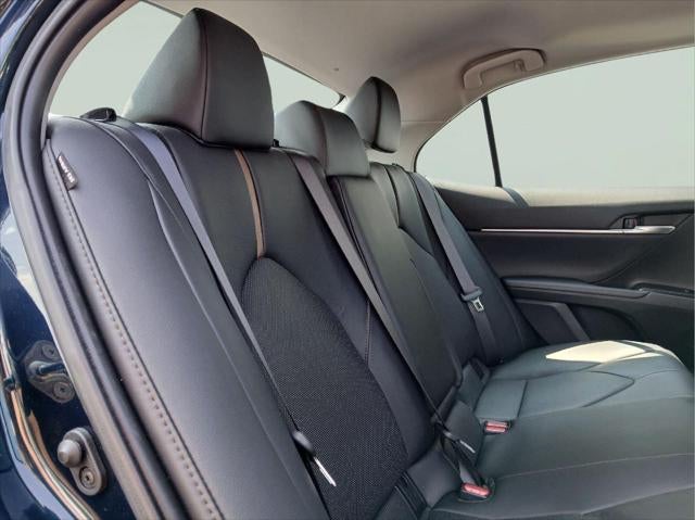 2020 Toyota Camry Hybrid XLE