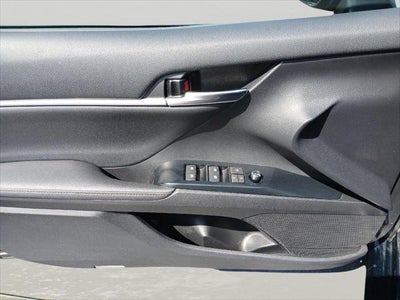 2020 Toyota Camry Hybrid XLE
