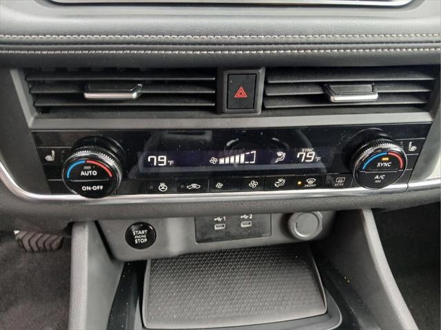 2024 Nissan Rogue AWD SV