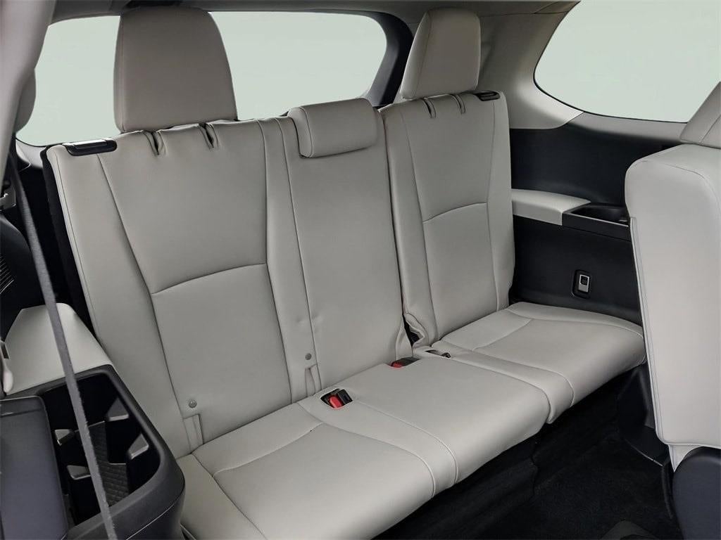 2025 Toyota Grand Highlander Hybrid XLE