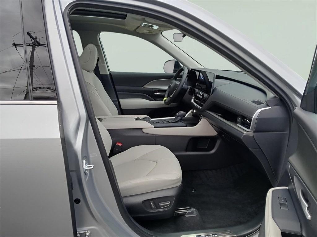 2025 Toyota Grand Highlander Hybrid XLE