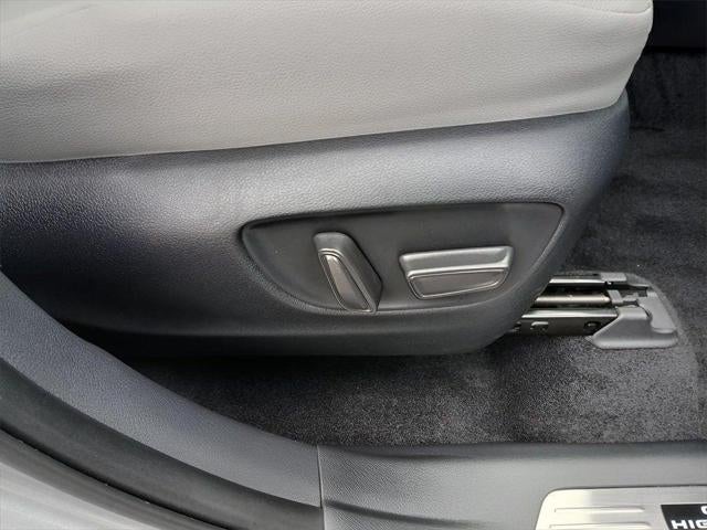 2025 Toyota GRAND HIGHLANDER HEV XLE