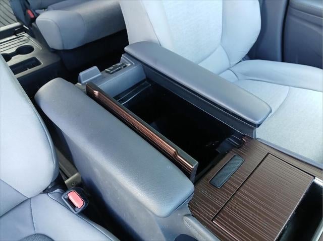 2024 Toyota Sienna LE 8-Passenger