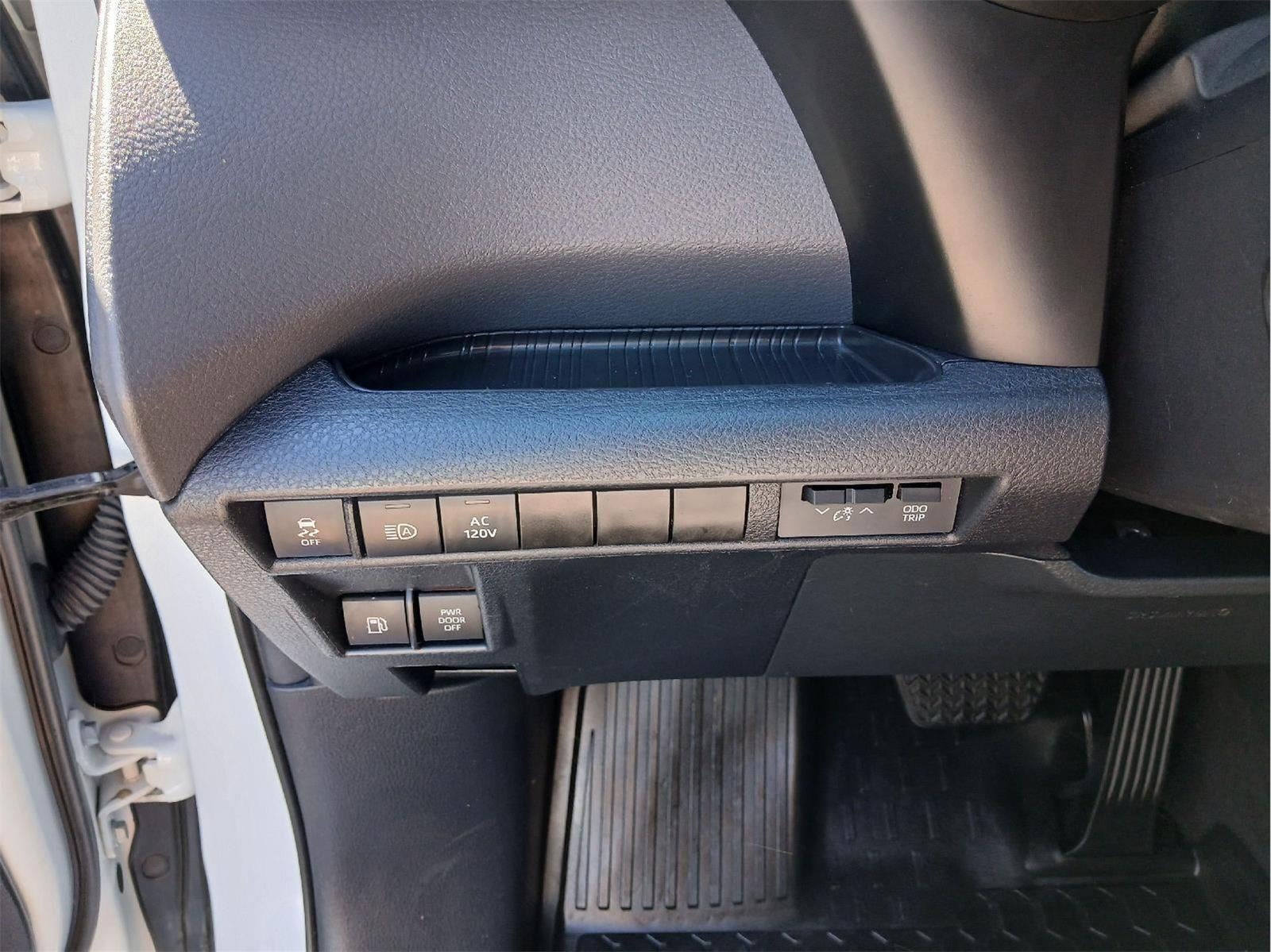 2023 Toyota Sienna XSE 25th Anniversary
