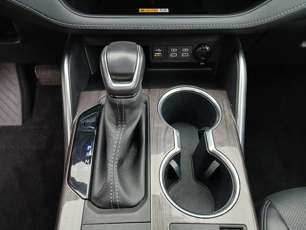 2023 Toyota HIGHLANDER HYBRD Platinum