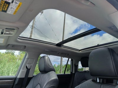 2021 Toyota Highlander Hybrid Platinum