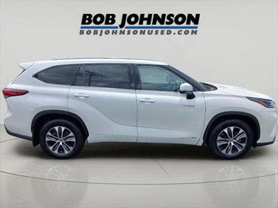 2021 Toyota Highlander Hybrid XLE