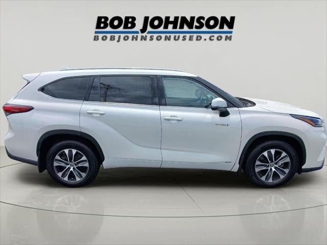 2021 Toyota Highlander Hybrid XLE