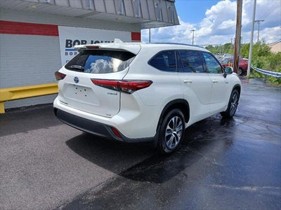 2021 Toyota Highlander Hybrid XLE