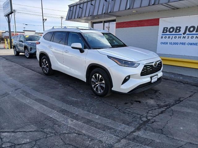 2021 Toyota HIGHLANDER XLE
