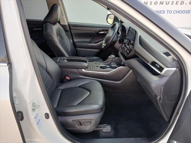 2021 Toyota HIGHLANDER XLE