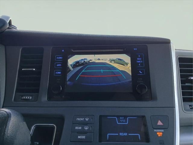 2015 Toyota SIENNA LE 3.5L LE 7-Passenger