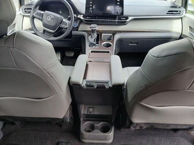 2023 Toyota Sienna XLE 7-Passenger