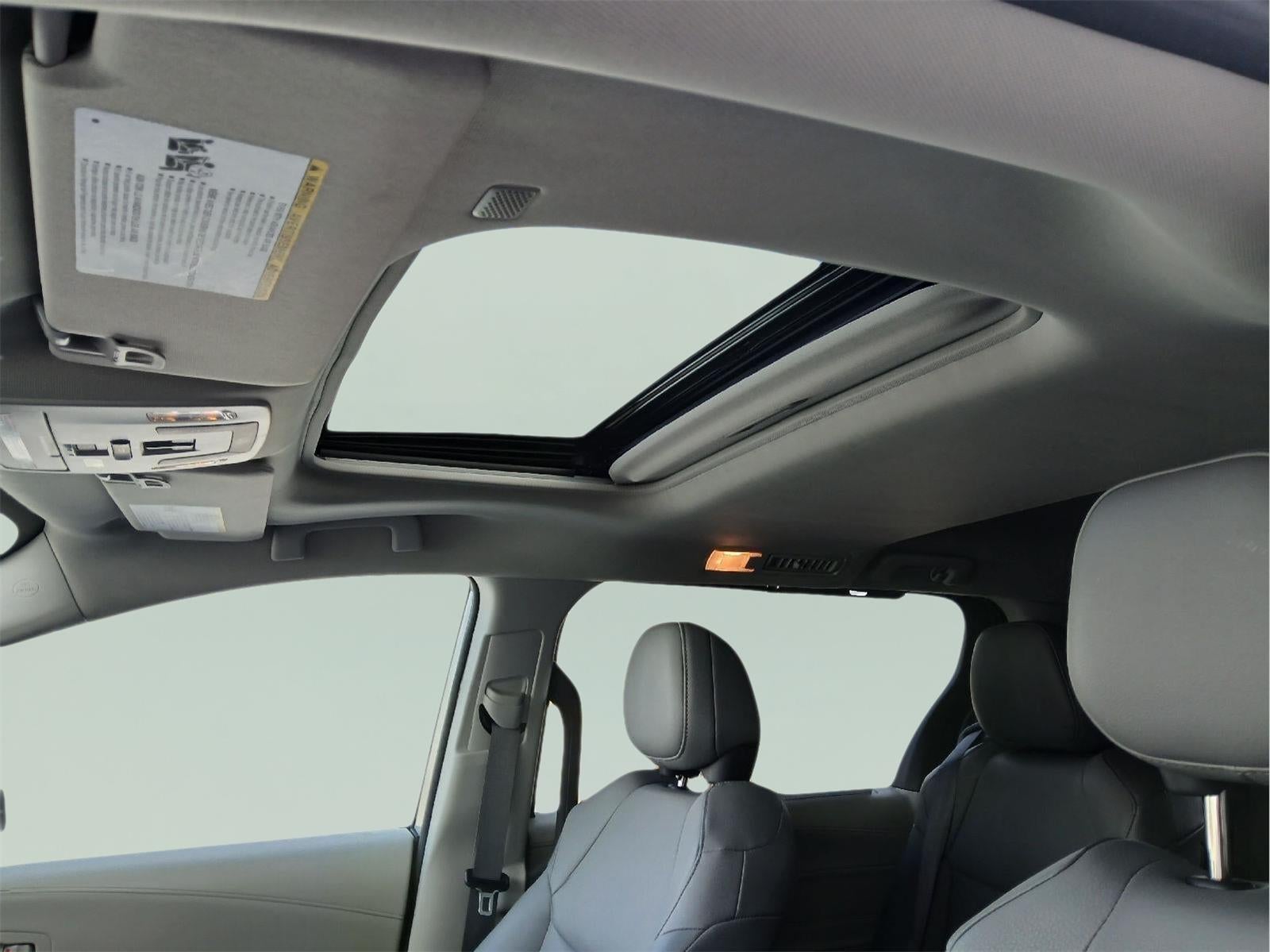 2024 Toyota SIENNA XLE AWD XLE 7-Passenger