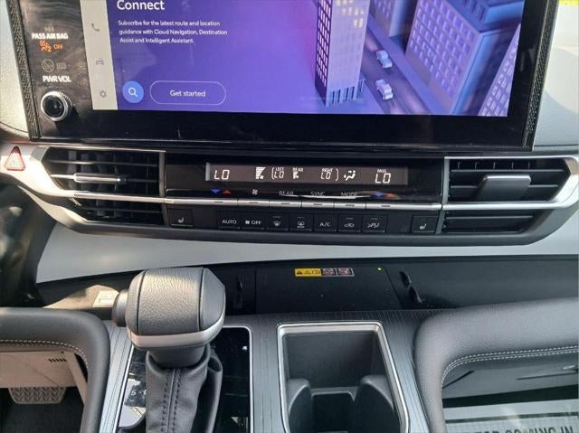2025 Toyota Sienna XLE 7-Passenger
