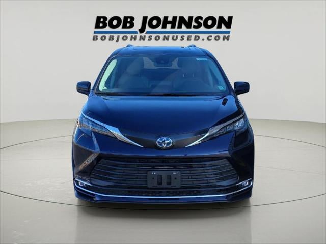 2024 Toyota SIENNA XLE AWD XLE 7-Passenger