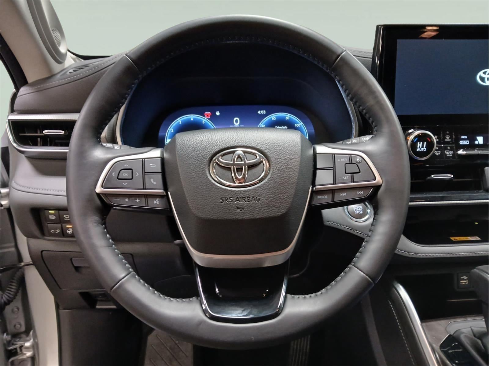 2023 Toyota Highlander Platinum