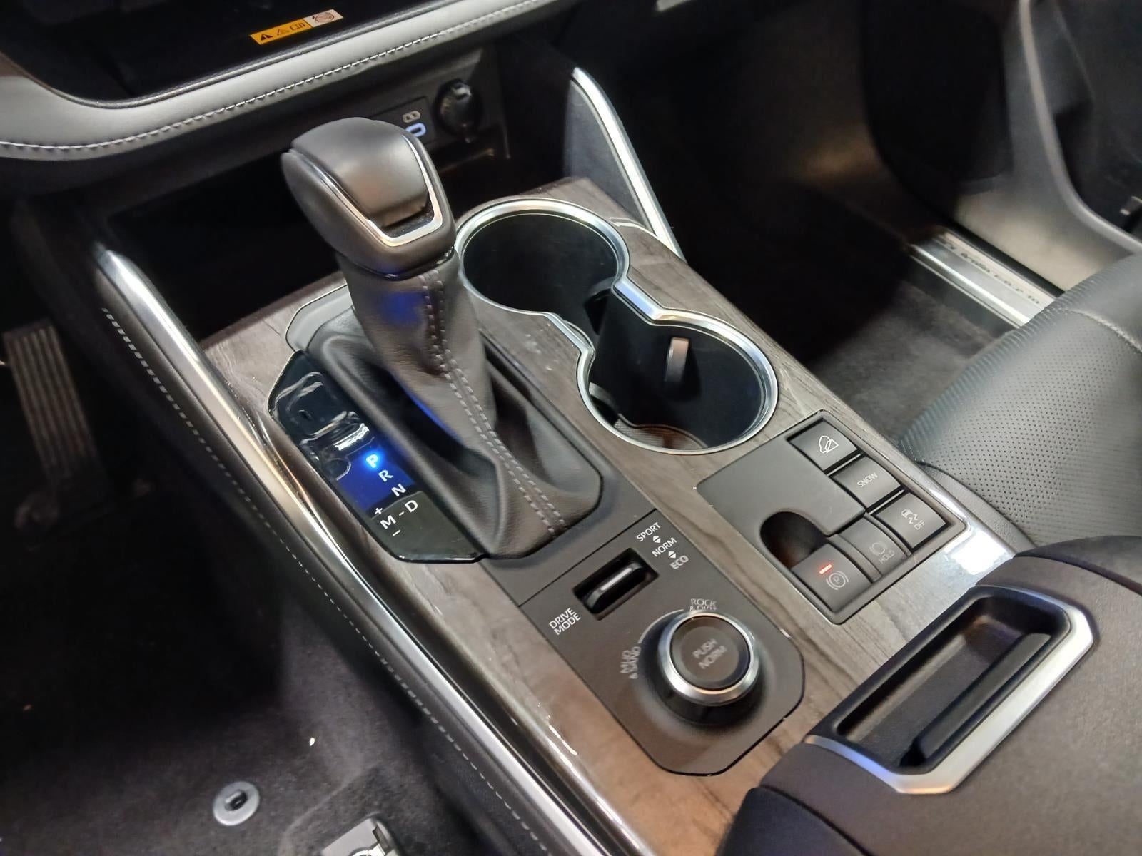 2023 Toyota Highlander Platinum