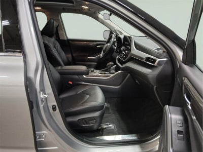 2023 Toyota Highlander Platinum