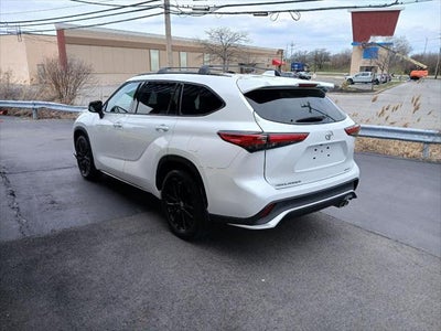 2023 Toyota HIGHLANDER XSE