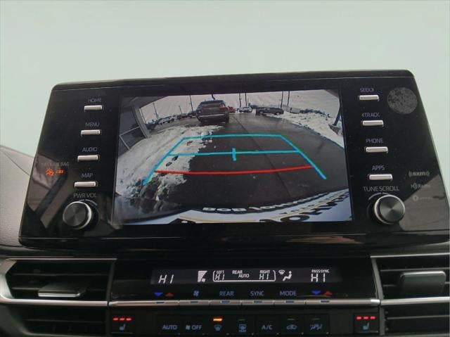 2024 Toyota SIENNA XLE MINIVAN