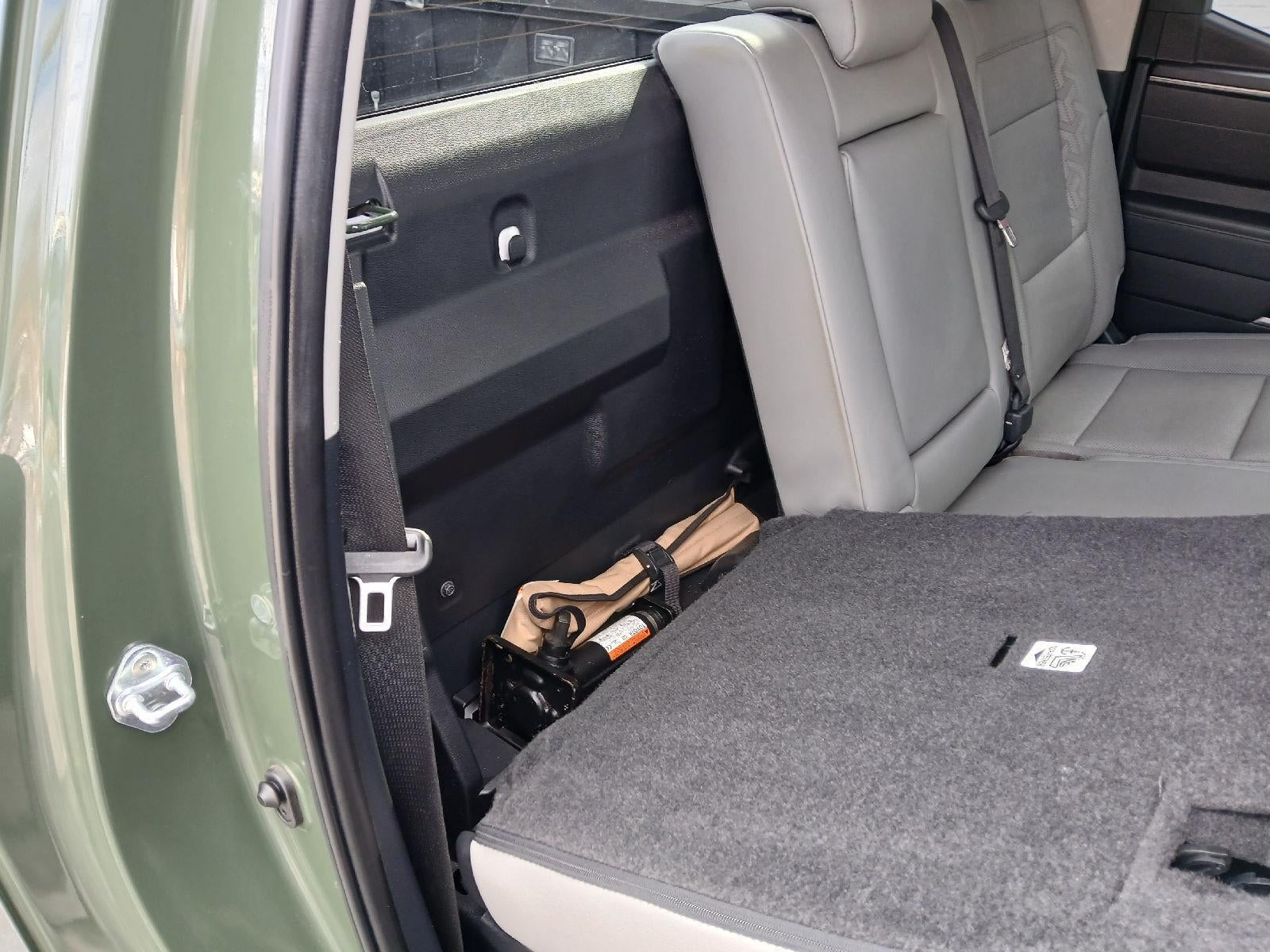 2022 Toyota TUNDRA 4X4 SR5