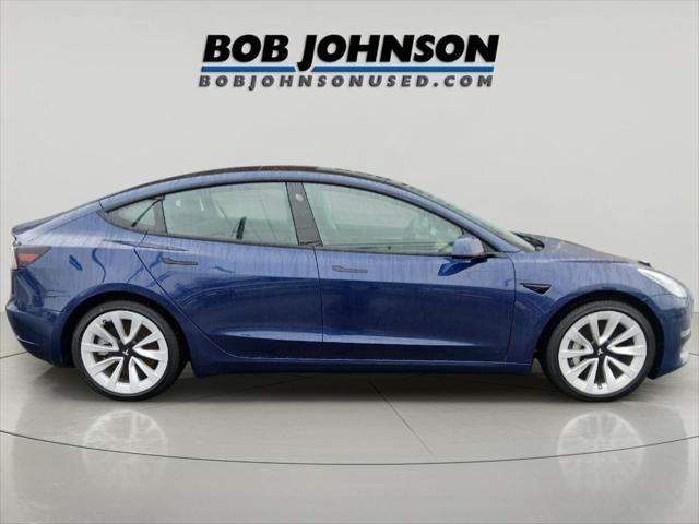 2022 Tesla Model 3 SEDAN