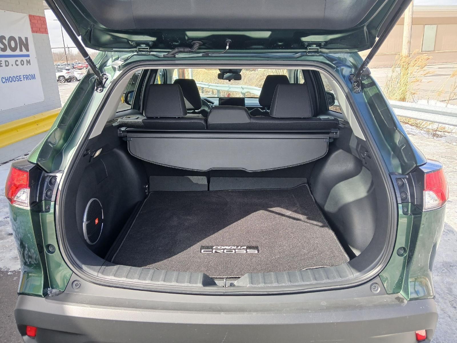 2023 Toyota Corolla Cross LE