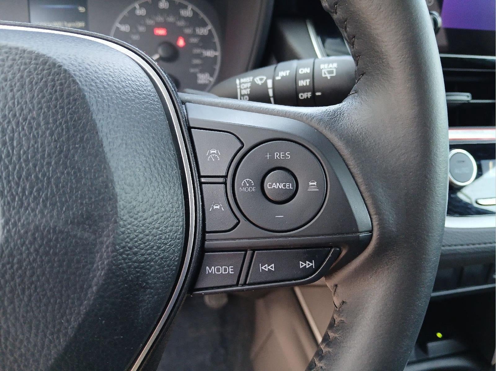 2024 Toyota Corolla Cross Hybrid SE