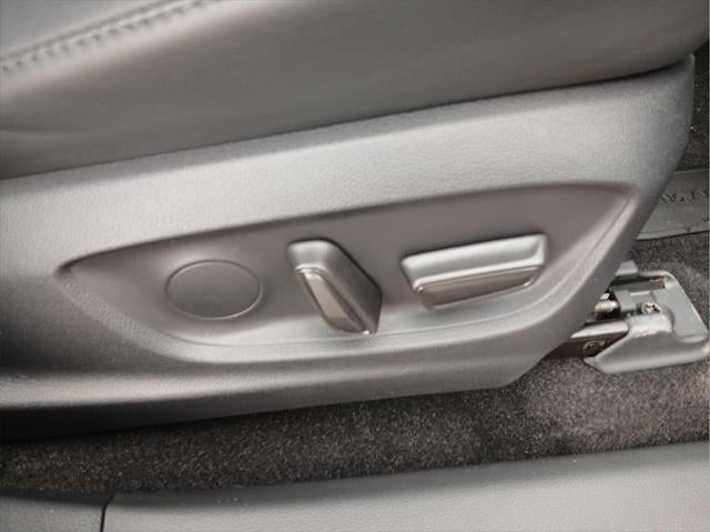 2023 Toyota Toyota Crown XLE XLE