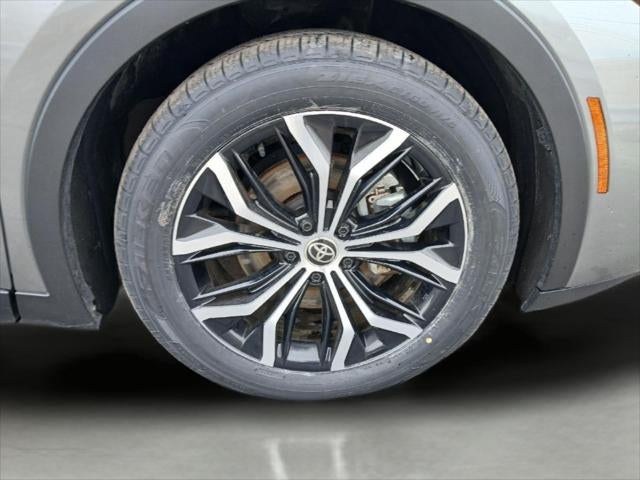 2023 Toyota Toyota Crown XLE XLE