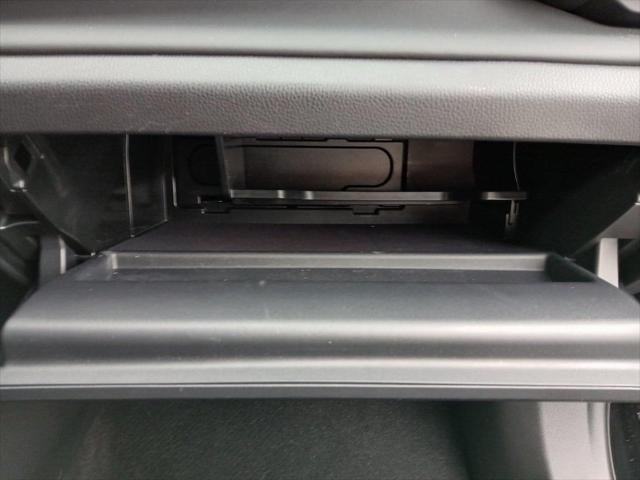 2025 Toyota CROWN SIGNIA XLE