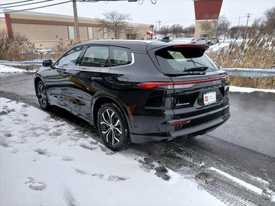 2025 Toyota CROWN SIGNIA XLE