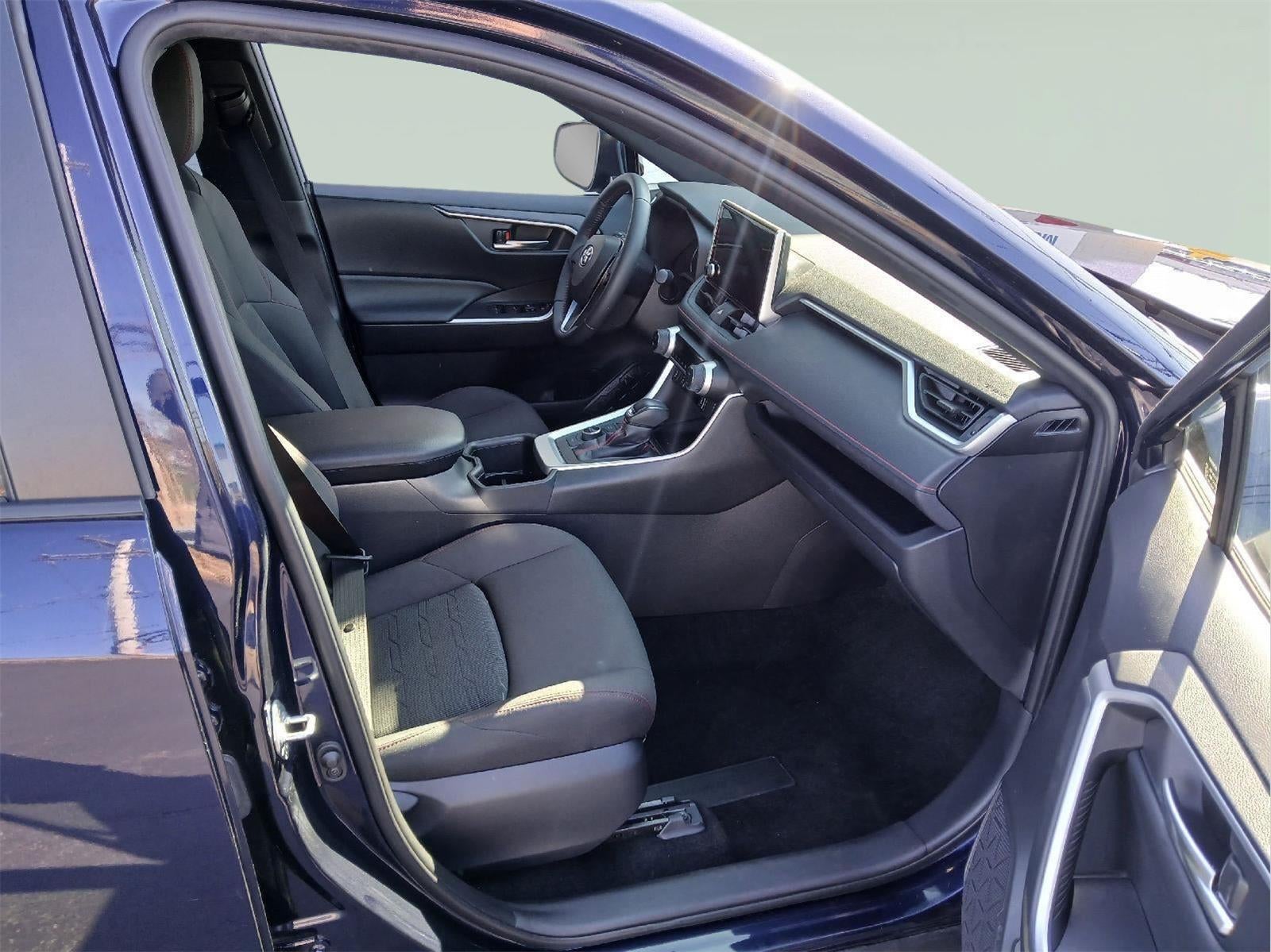 2024 Toyota RAV4 Prime SE