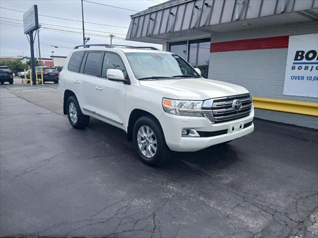 2016 Toyota Land Cruiser Base