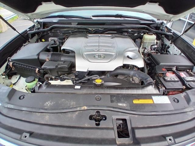 2016 Toyota Land Cruiser Base