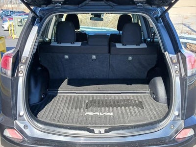 2017 Toyota RAV4 HYBRID XLE