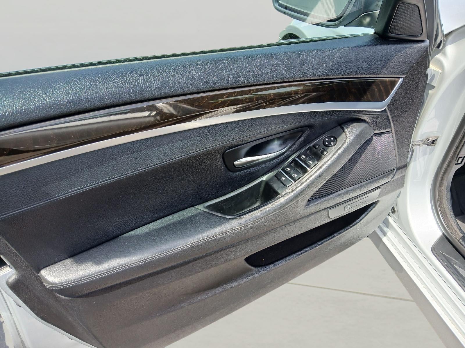 2015 BMW 5 Series 528i xDrive