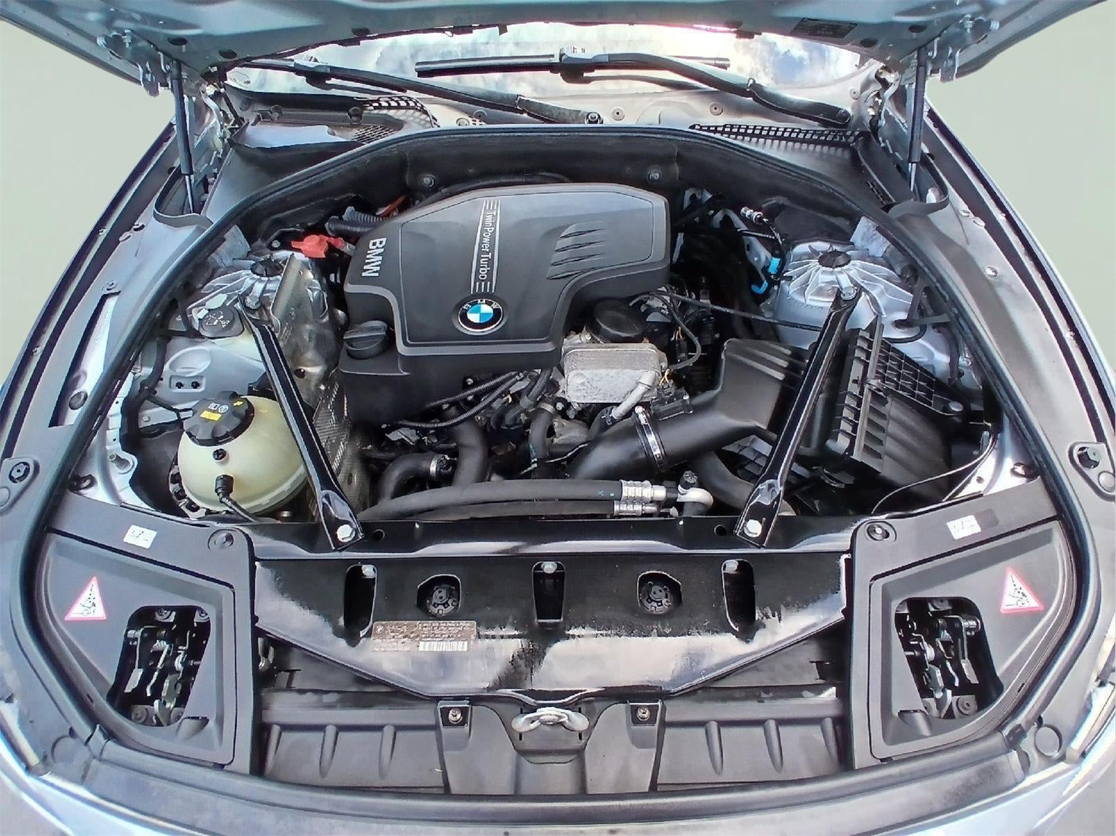 2015 BMW 5 Series 528i xDrive