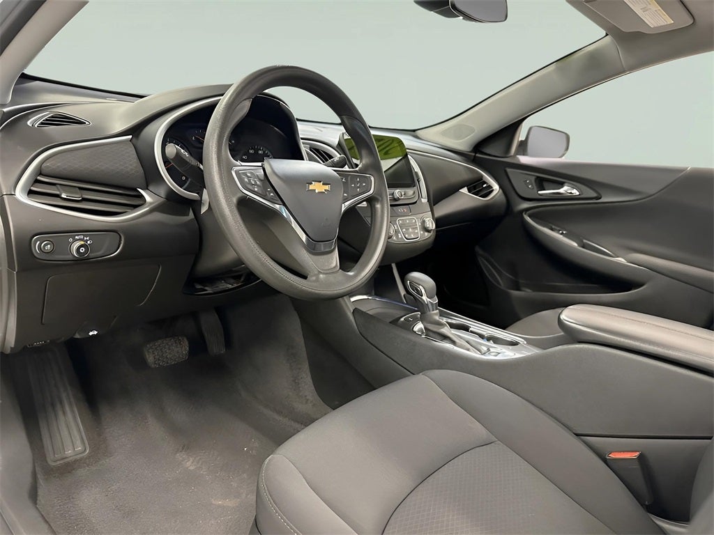 2024 Chevrolet Malibu LT w/ Sunroof CarBravo Certified