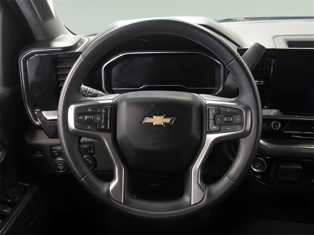 2025 Chevrolet Silverado 1500 LT w/ 6" Full Suspension Lift