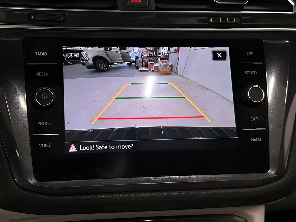 2022 Volkswagen Tiguan 2.0T SE R-Line Black CarBravo