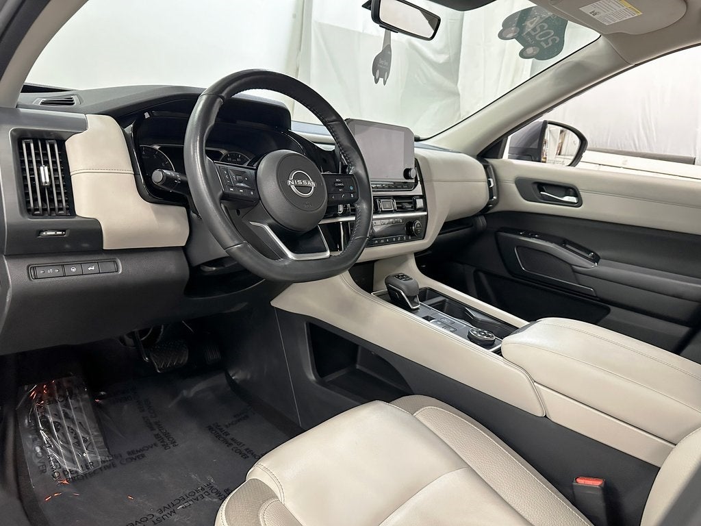 2024 Nissan Pathfinder SL CarBravo Certified