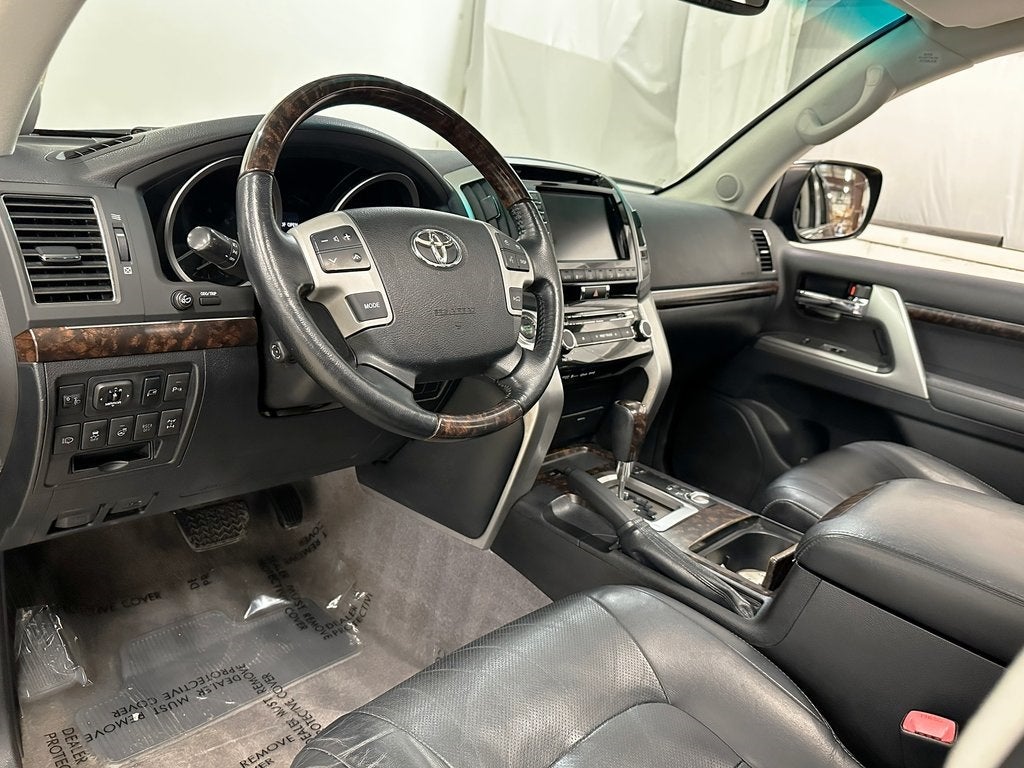 2013 Toyota Land Cruiser Base 1 Owner